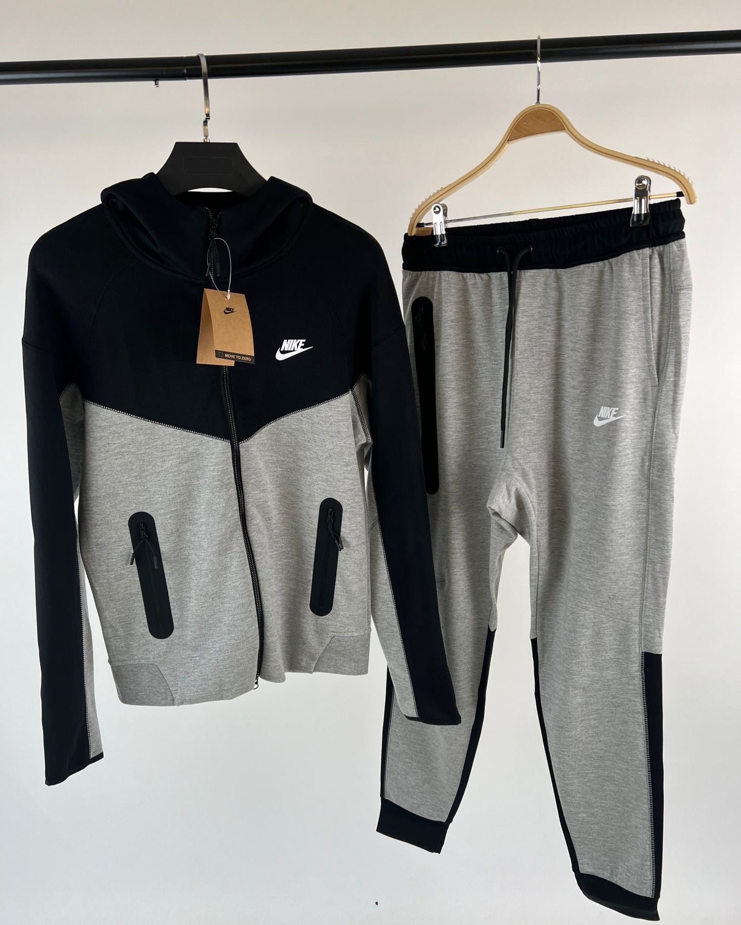 CHANDAL NIKE TECH