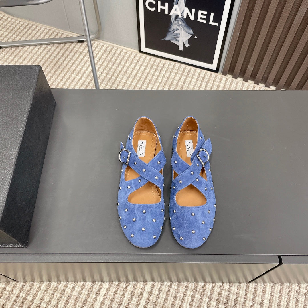 Alaia 2025 Bailarinas Cruzadas con Tachuelas Azul Real de Ante 293211