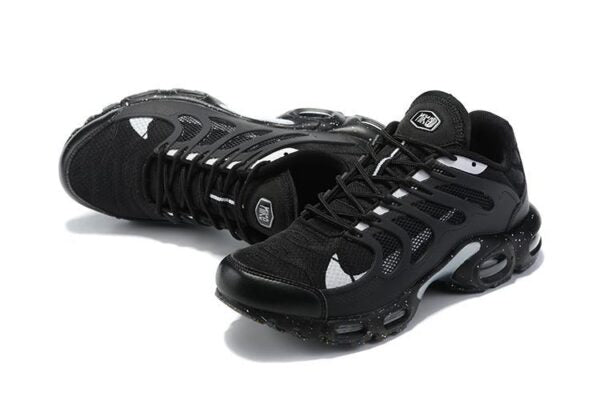 Air Max Black Terrascape Plus Black and White