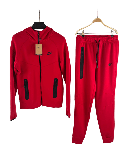 CHANDAL NIKE TECH