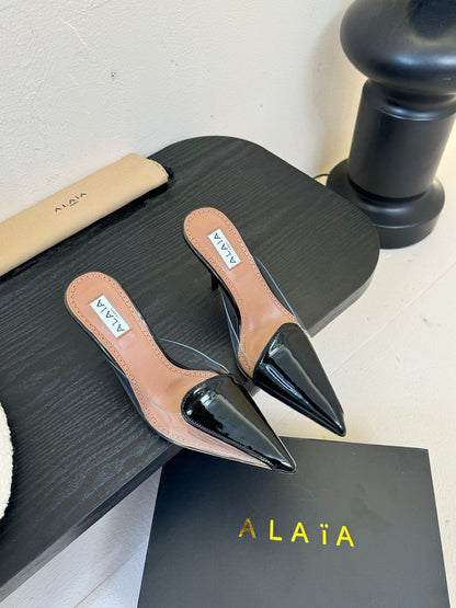 Alaia 25 Coeur Abstrait Mules de piel de cordero negra 297035