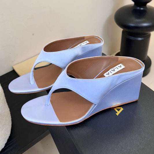 Alaia 25 Mules de Tira Azul de Satén y Piel de Oveja 297038
