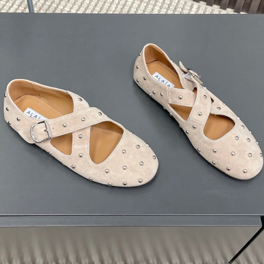 Alaia 2025 Bailarinas Cruzadas con Tachuelas de Ante Nude 293206