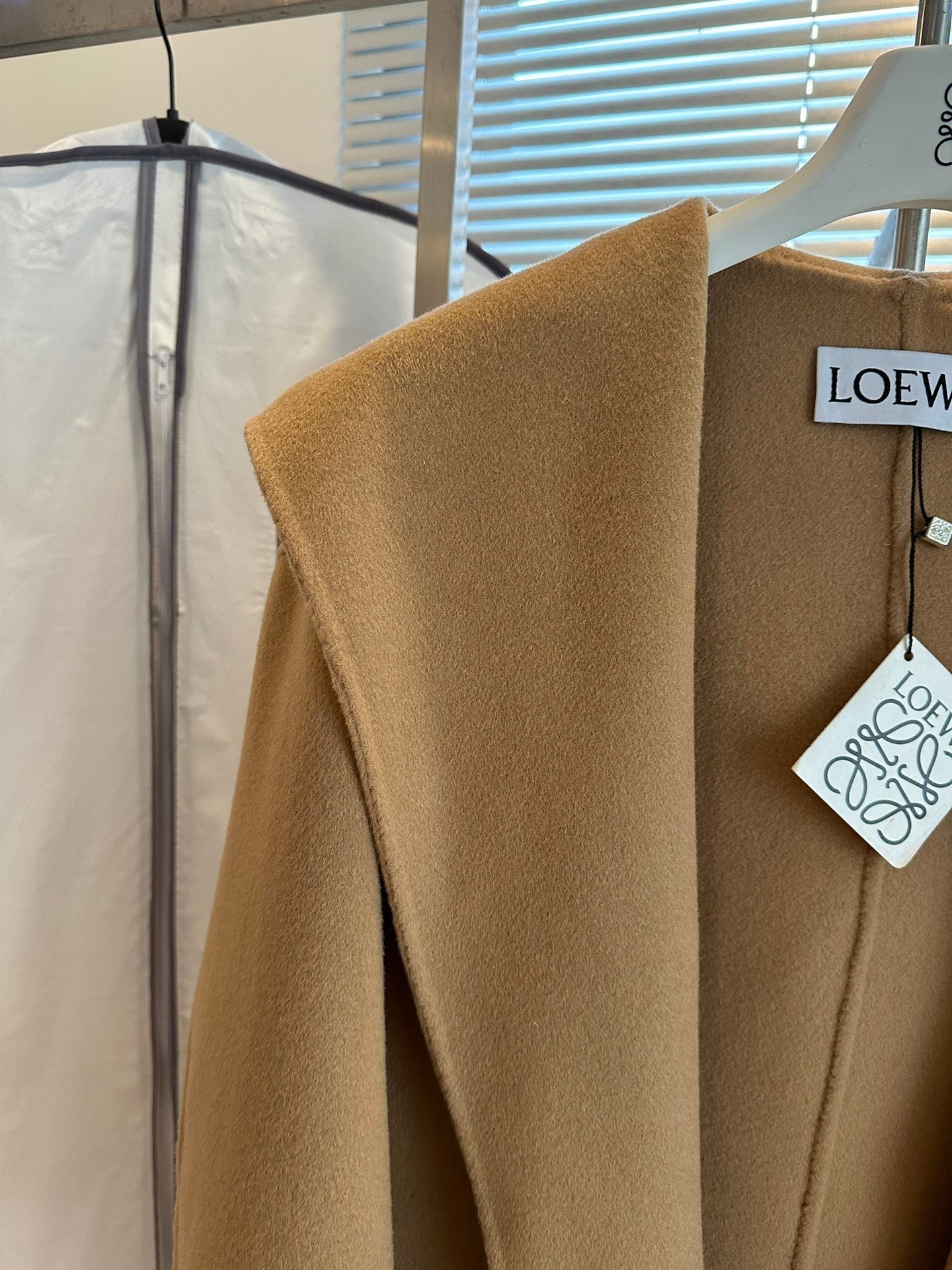Abrigo Loewe Caqui Marrón Cachemir