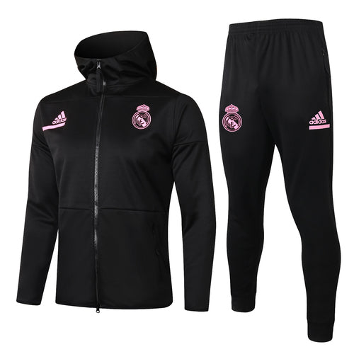 CHANDAL CON CAPUCHA